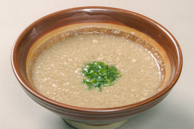 Kanimaki-jiru (crab miso soup)