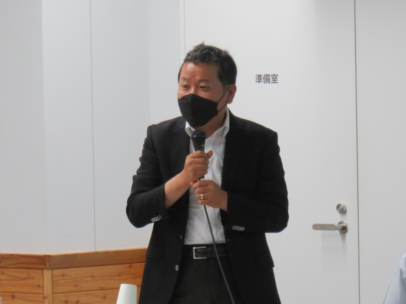 説明者（日本輸出振興機構）