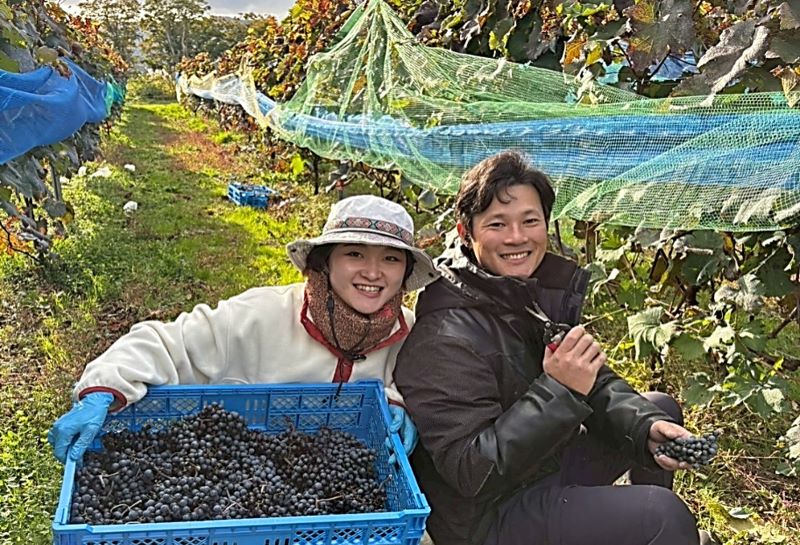 茂木琢磨さん(右)、茂木真夕子さん(左)