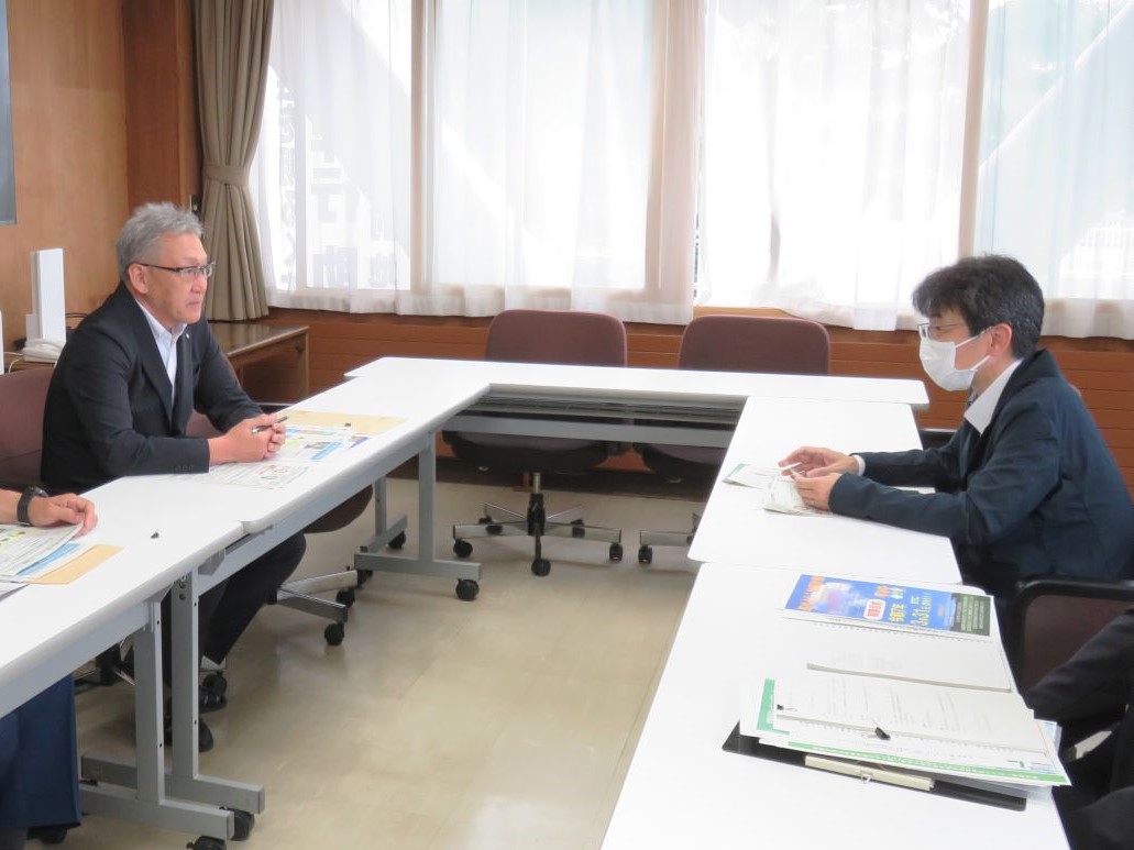 知内町長