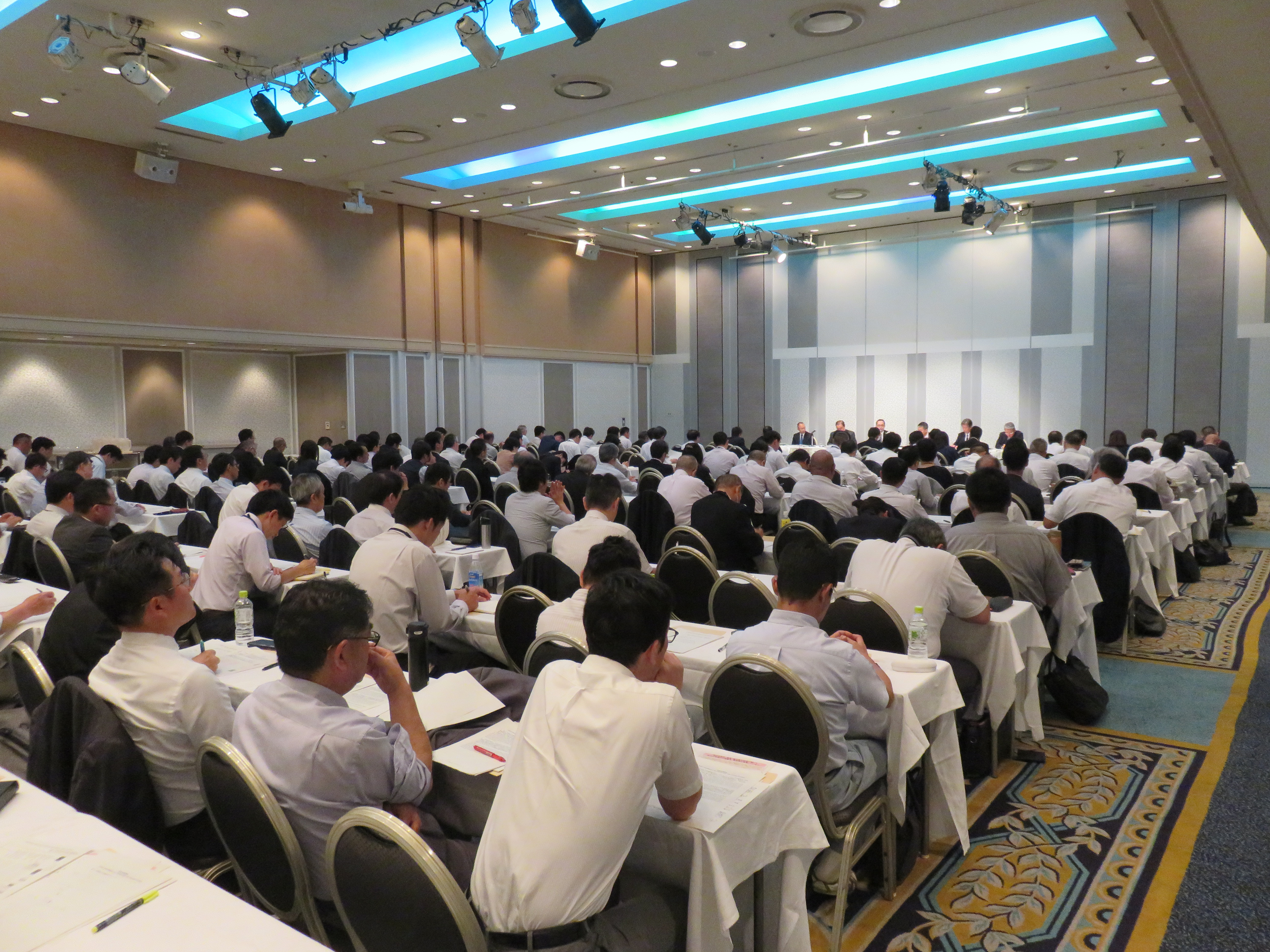 説明会の様子（札幌会場）