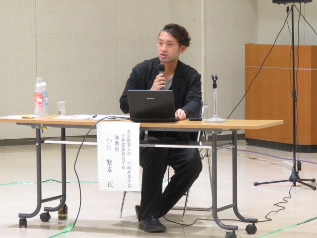 トークセッション進行の小川繁幸先生