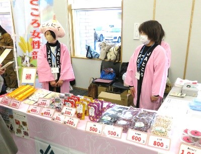 JAところの加工品販売ブース
