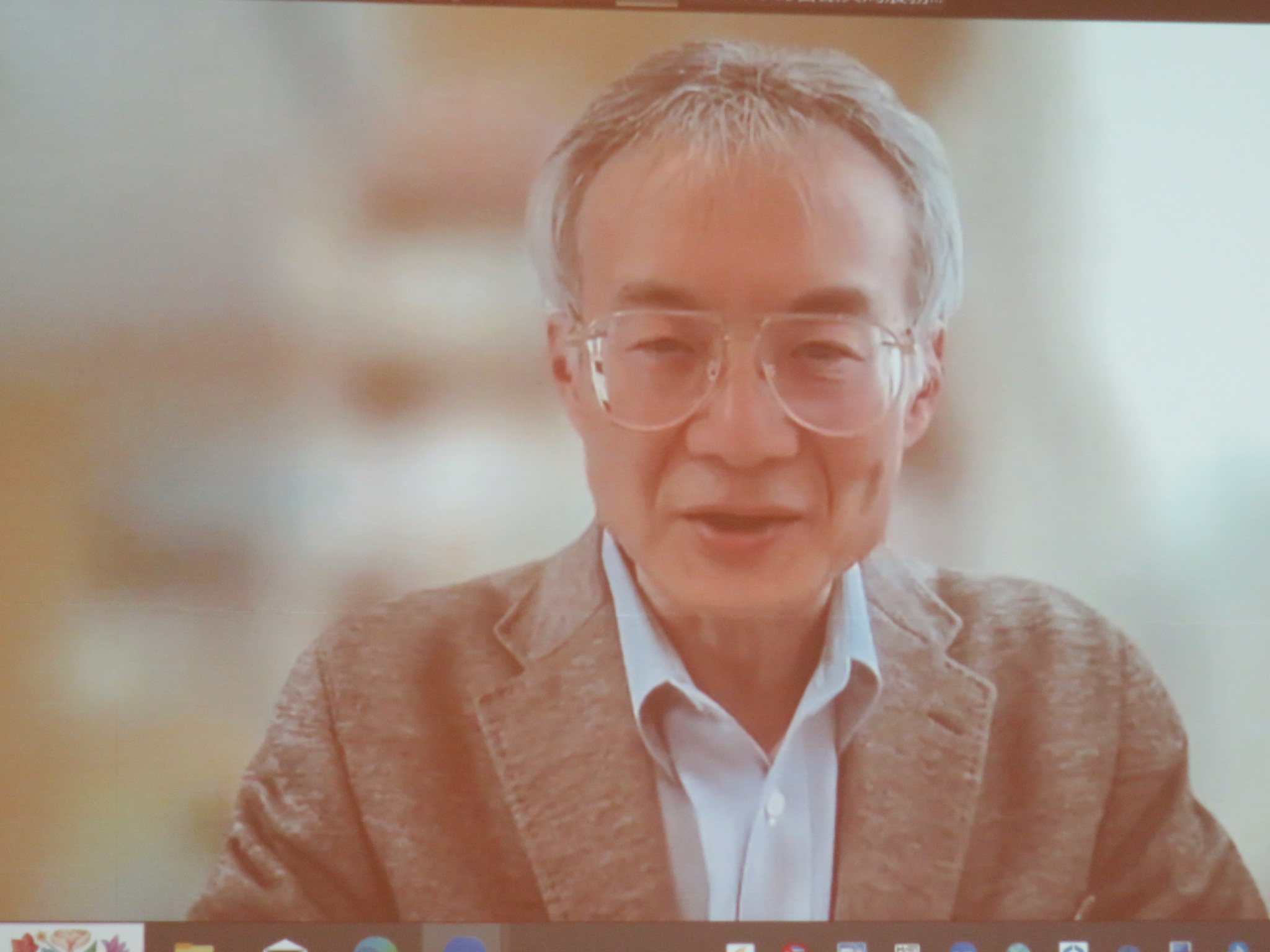 講演を行う秋田県立大学 酒井准教授