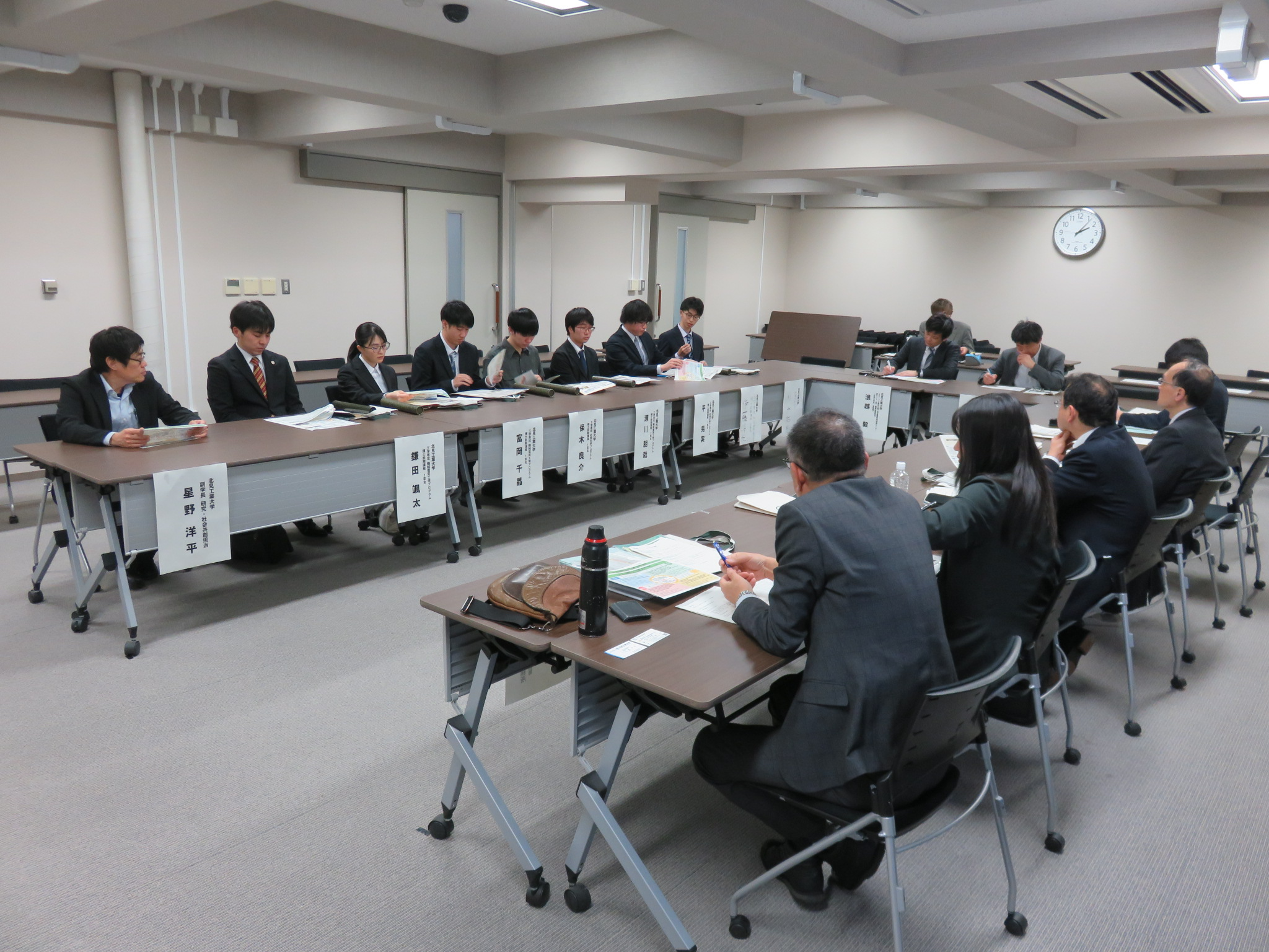 北見工業大学での意見交換の様子1