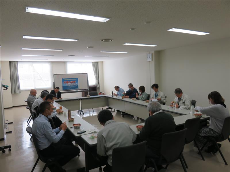 昼食会の様子