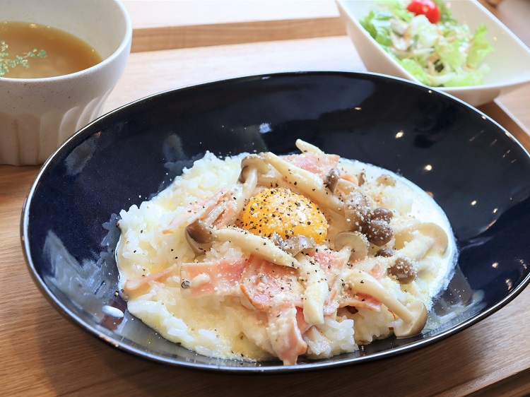 やみつきカルボナーラライス