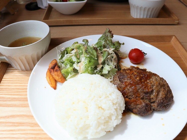 自家製牛ハンバーグプレート