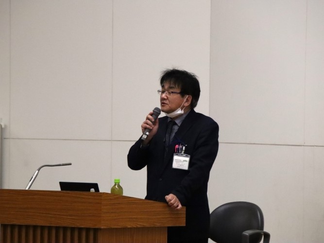 1_講義する職員