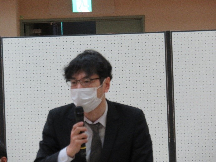 意見交換で挨拶する農林水産省　林審議官