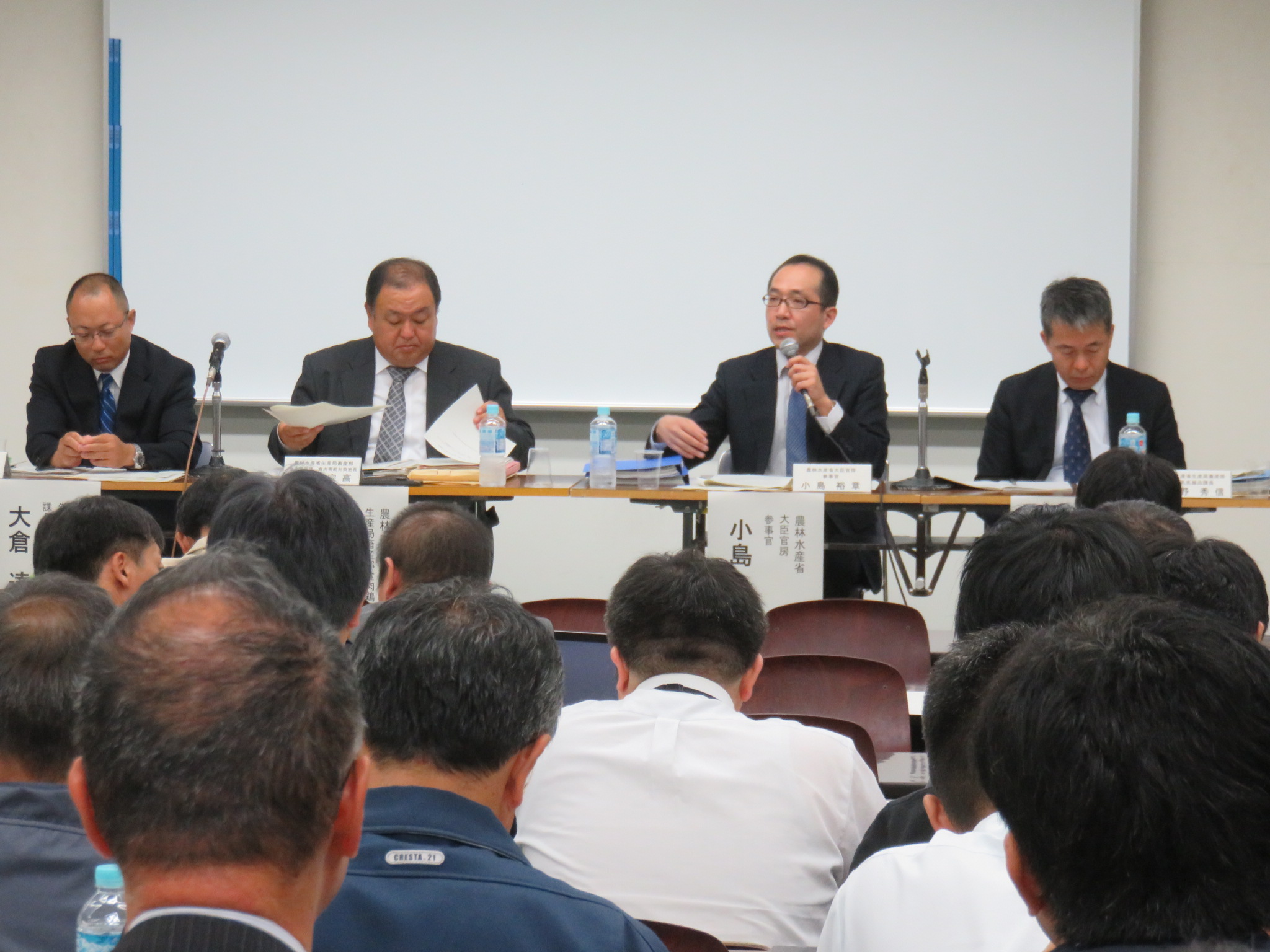 担当者による説明(帯広会場).JPG