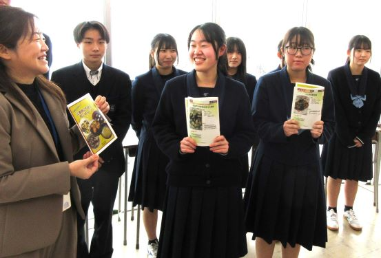 鵬学園高等学校生徒