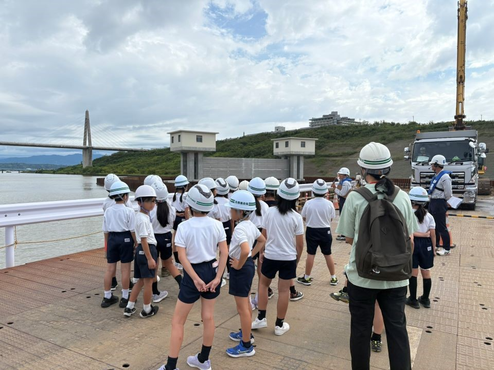 防潮水門工事についての説明の様子