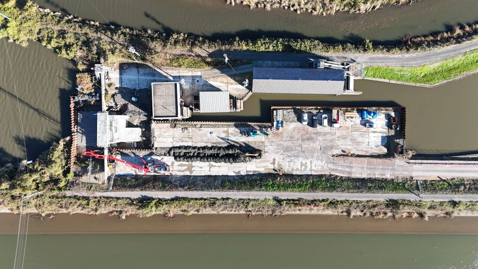 排水門擁壁復旧を実施中