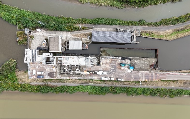 建築工事&nbsp;地業・基礎コンクリート打設を実施中