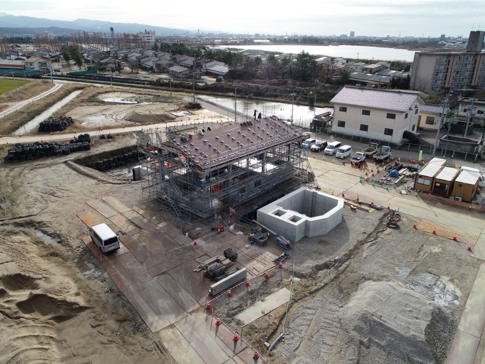 屋根工事（建築工事）