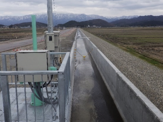 松岡川注水工より法正橋方面を望む