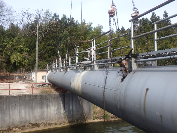 水管橋撤去工事の様子