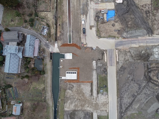 上空より見た法正橋沈砂池と付帯設備