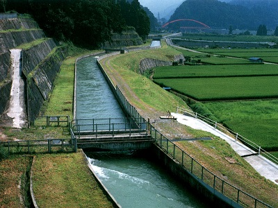 黒東合口用水路