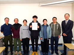 田口地方参事官(写真右)と記念撮影