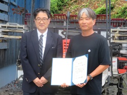 こまがた農園代表との記念撮影
