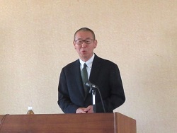 講義を行う漆間地方参事官