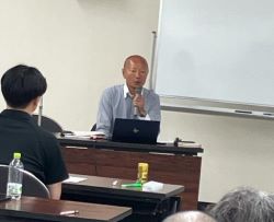 講義を行う本臼総括農政推進官
