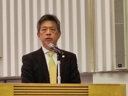 開会挨拶を行う郡局次長