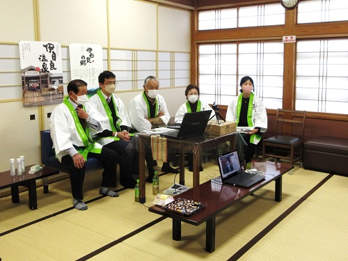 事例発表を行った伊自良の里・食と農推進協議会の皆さん