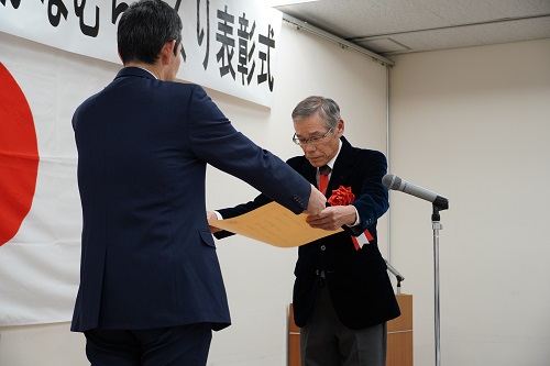 賞状授与の様子