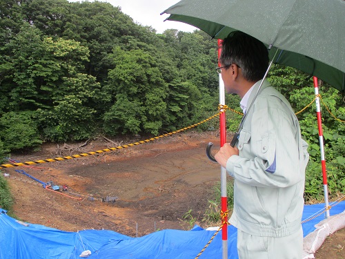 被災したため池(下長池)の状況確認