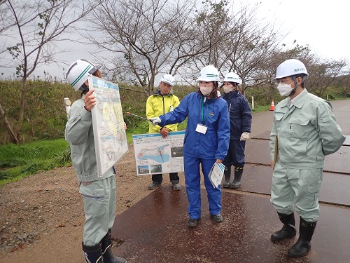 内灘排水機場の施工状況視察