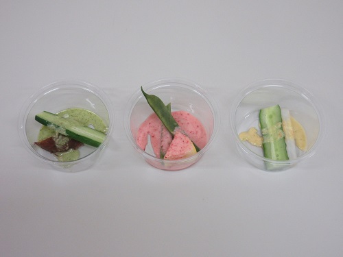 色とりどりの野菜くずドレッシング