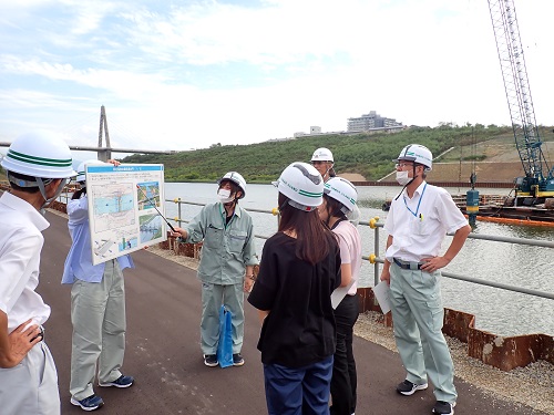 河北潟放水路防潮水門の施工状況視察