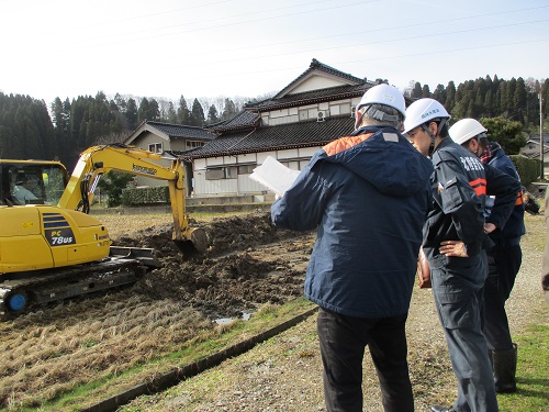 国営幹線用水路(パイプライン)の復旧状況(氷見市 南条幹線用水路)