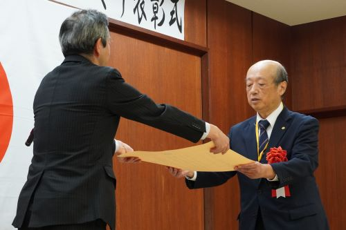 北陸農政局長賞の「若宮集落の環境を保全する会」(富山県)
