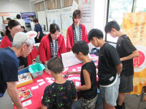 GI（地理的表示）マークについてのゲームコーナーの様子