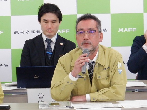 挨拶を行う佐藤生産振興審議官(新潟県会場)