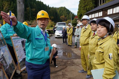 山腹崩壊・治山施設の復旧状況の確認(興徳寺地区)