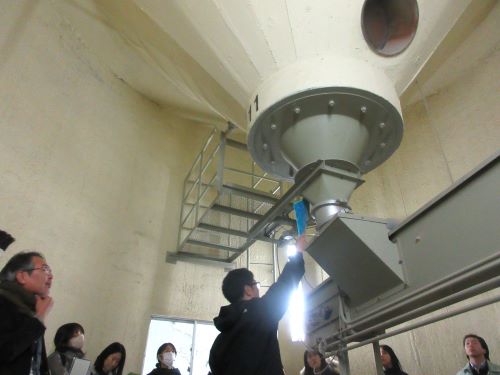 貯蔵サイロの見学