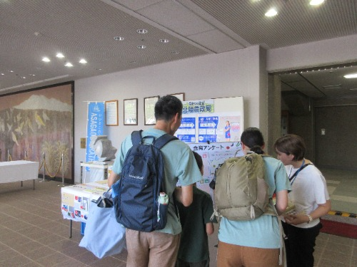 ブースで食育アンケートを実施