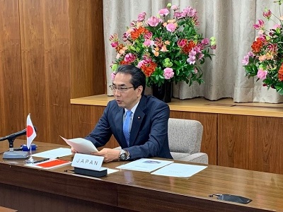 テレビ会議に出席する江藤農林水産大臣1