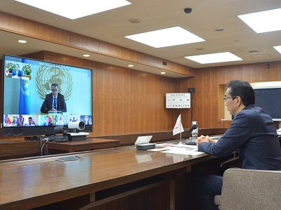テレビ会議に出席する江藤農林水産大臣2