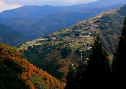 集落風景「仙人の棚田」（宮崎県椎葉村）