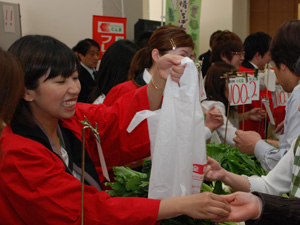 「風評被害に負けるな!『野菜を食べて農家・農業を応援しよう!』」の様子4