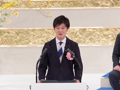 祝辞を述べる鈴木農林水産大臣