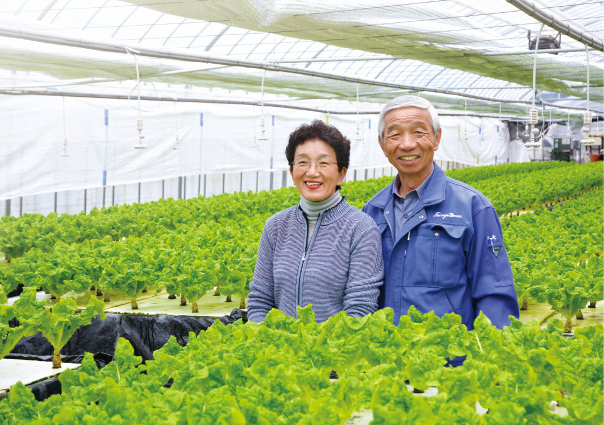 降矢敏朗さん、セツ子さんご夫妻の写真