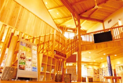 自然学習交流館ほとりあ（山形県鶴岡市）