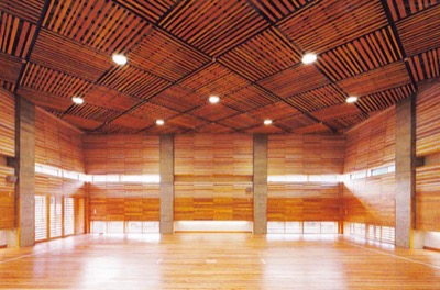 勝浦中学校（徳島県勝浦郡勝浦町）